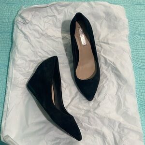 BCBGMaxazria suede wedges